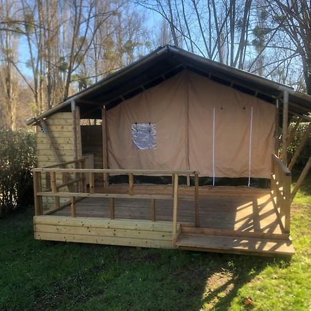 Camping Du Pont De St Gal Saint-Gal-sur-Sioule Exteriör bild