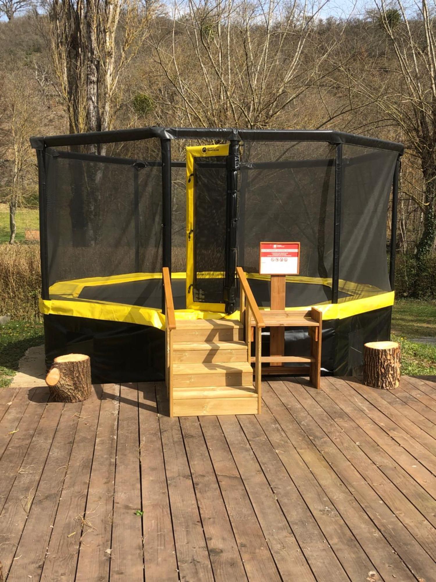Camping Du Pont De St Gal Saint-Gal-sur-Sioule Exteriör bild