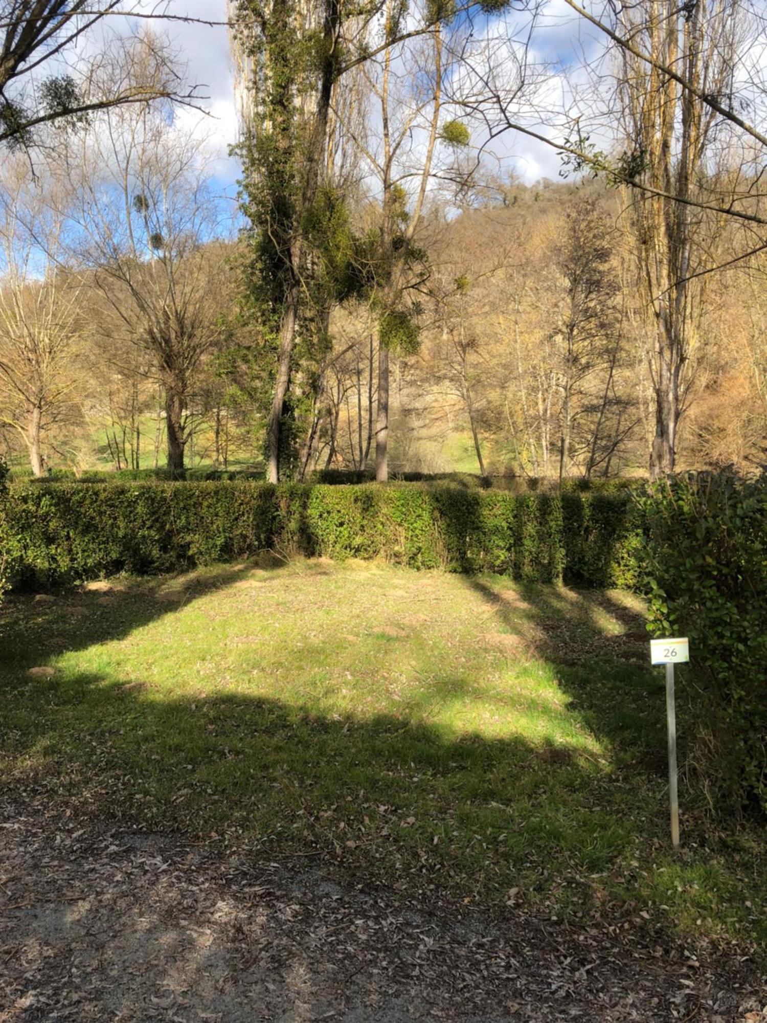 Camping Du Pont De St Gal Saint-Gal-sur-Sioule Exteriör bild